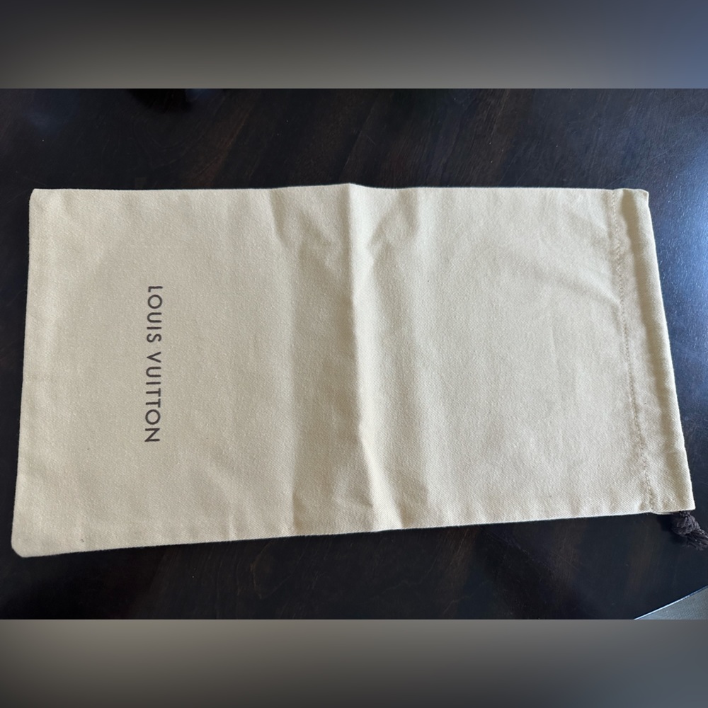Authentic Louis Vuitton cotton drawstring dust bag.